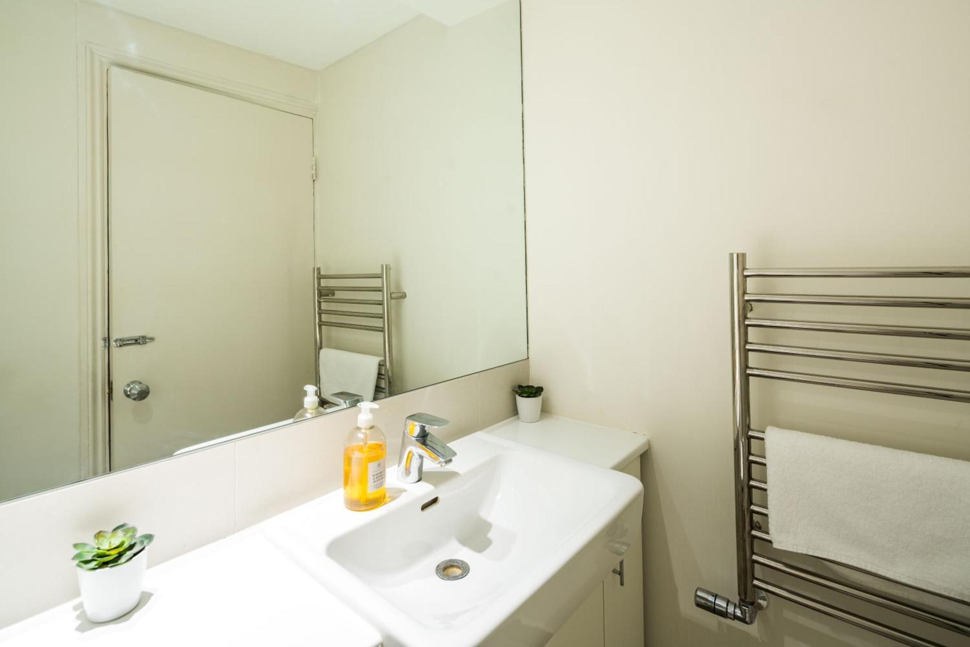 Apartmán Kensington Arte Casa Londýn Exteriér fotografie
